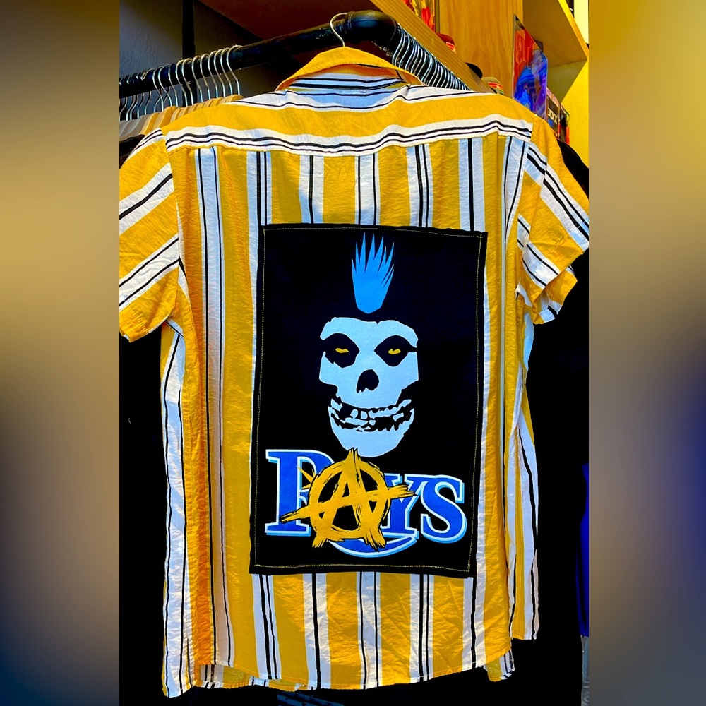 LOCAL TAMPA CUSTOM